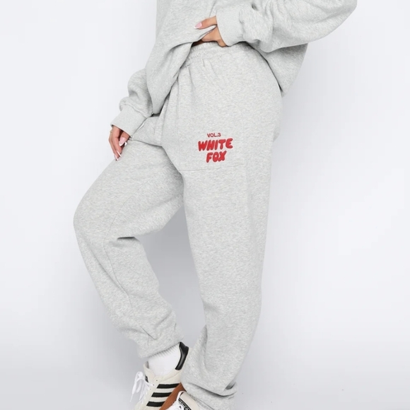 White Fox, Offstage Sweatpants, Alloy Grey w/ Red, Size M - Picture 3 of 5